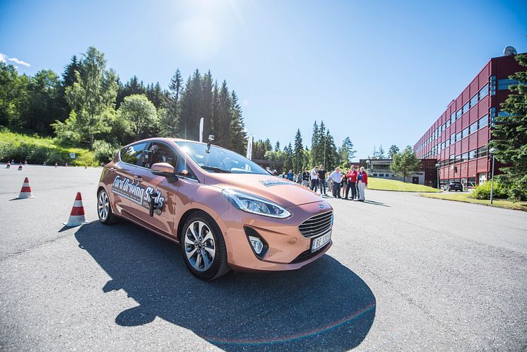 Fra pressekonferansen hvor Ford Motor Norge og forsikringsselskapet If lanserer et unikt opplæromgsprogram for unge sjåfører Ford Driving Skills for Life