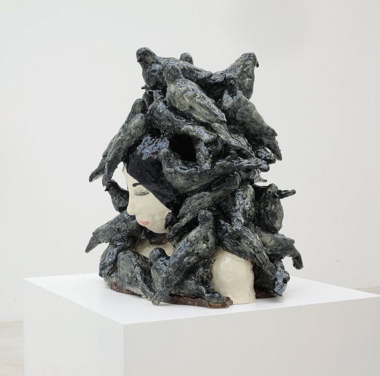 Klara Kristalova, The Weight of Doves, 2008. Glazed stoneware. Courtesy of  Galerie Emmanuel Perrotin. 