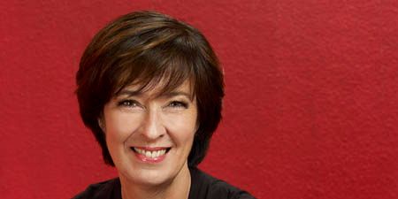 Mona Sahlin läser godnattsaga på Stockholm EuroPride