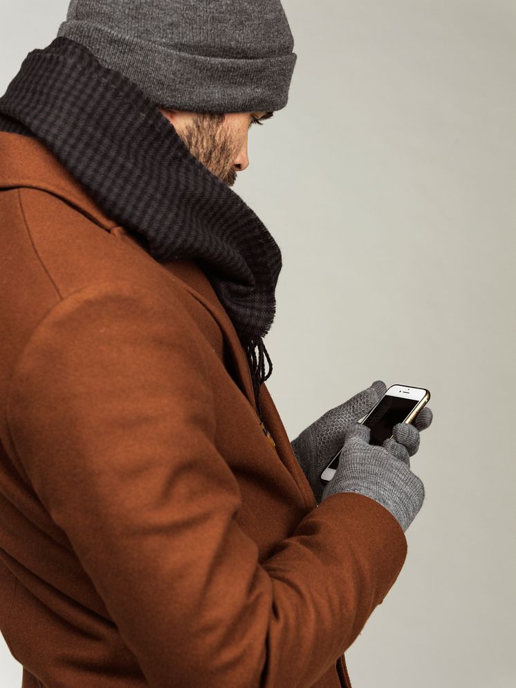 Men's knitted hat, scarf and gloves 42722-193, 42903-193, 42885-193