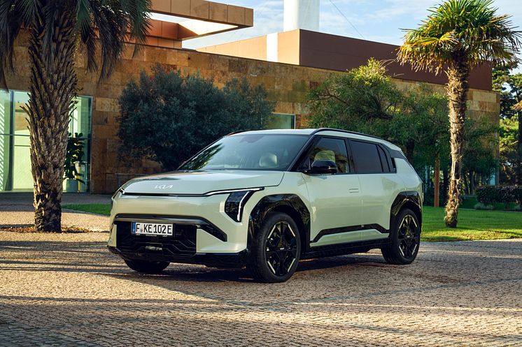 kia-ev3-gtline-aventurine-green-static-hires-002.jpg