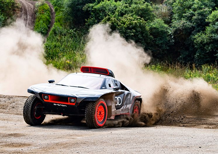 Audi RS Q e-tron (Dakar Rally)