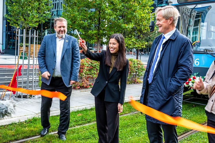 Byråd Lan Marie Berg åpner den nye traseen