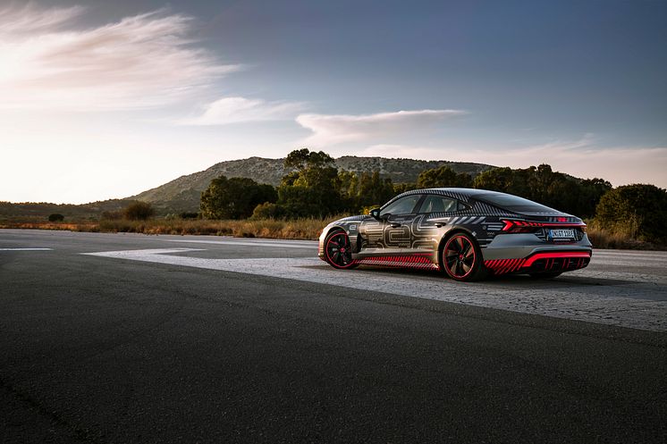 Audi RS e-tron GT prototype