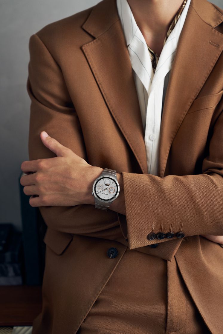 Huawei Watch GT 4 46 mm_Stainless steel_Brown jacket