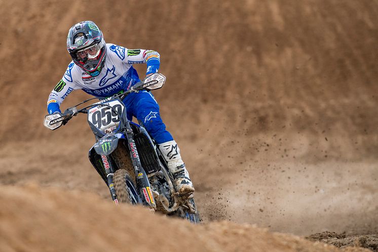 2022090502_006xx_MXGP_Rd18_ルノー選手_4000