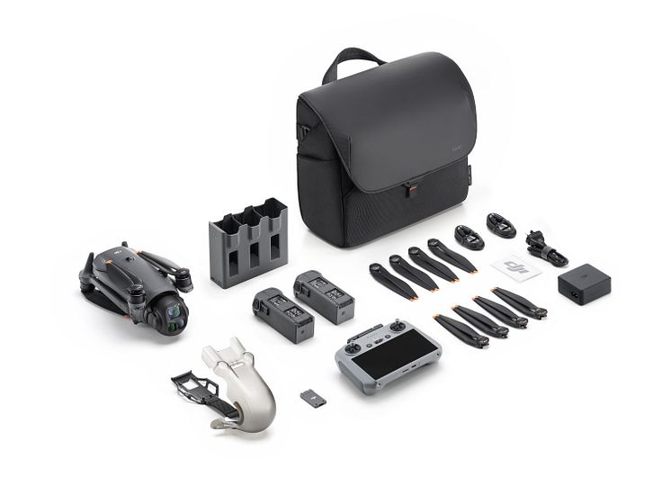 DJI Mavic 4 Pro Fly More Combo (DJI RC 2, Enhanced Transmission)_battery inserted.jpg