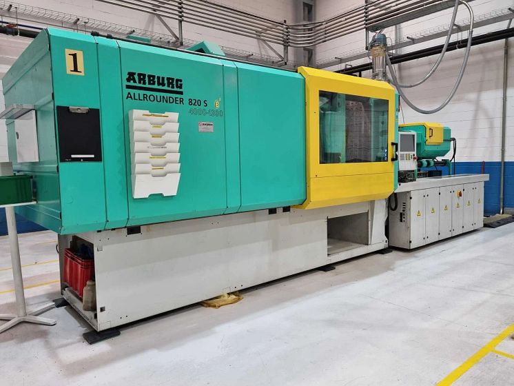 1 ARBURG ALLROUNDER 820 S 4000-1300 Injection Moulding Machine