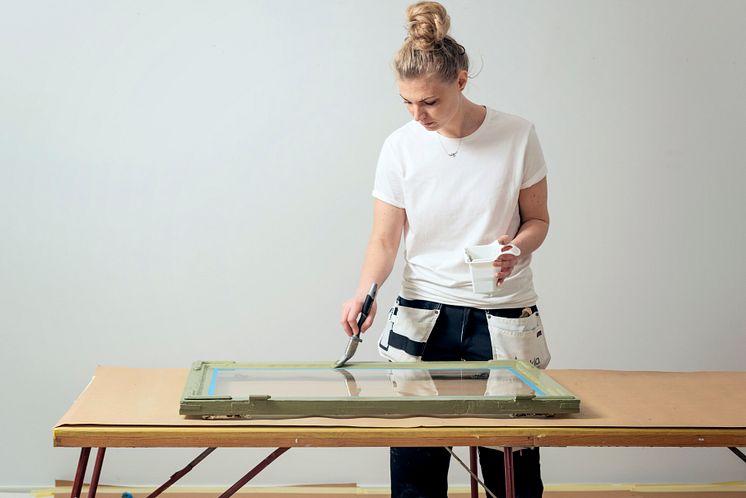 Anza_how-to-fönster_18b_måla-strykn-2.jpg