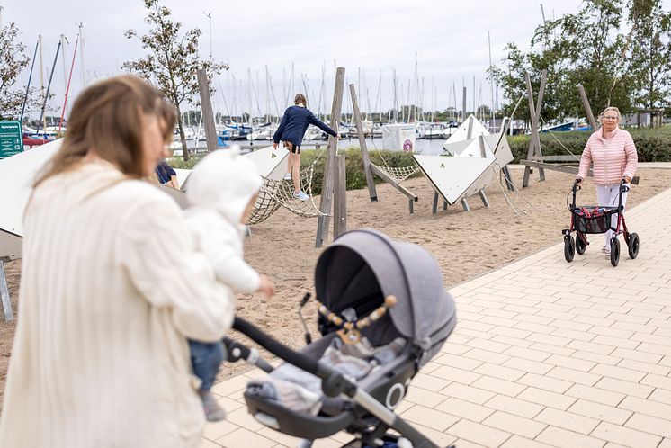Barriefreiheit Yachthafenpromenade