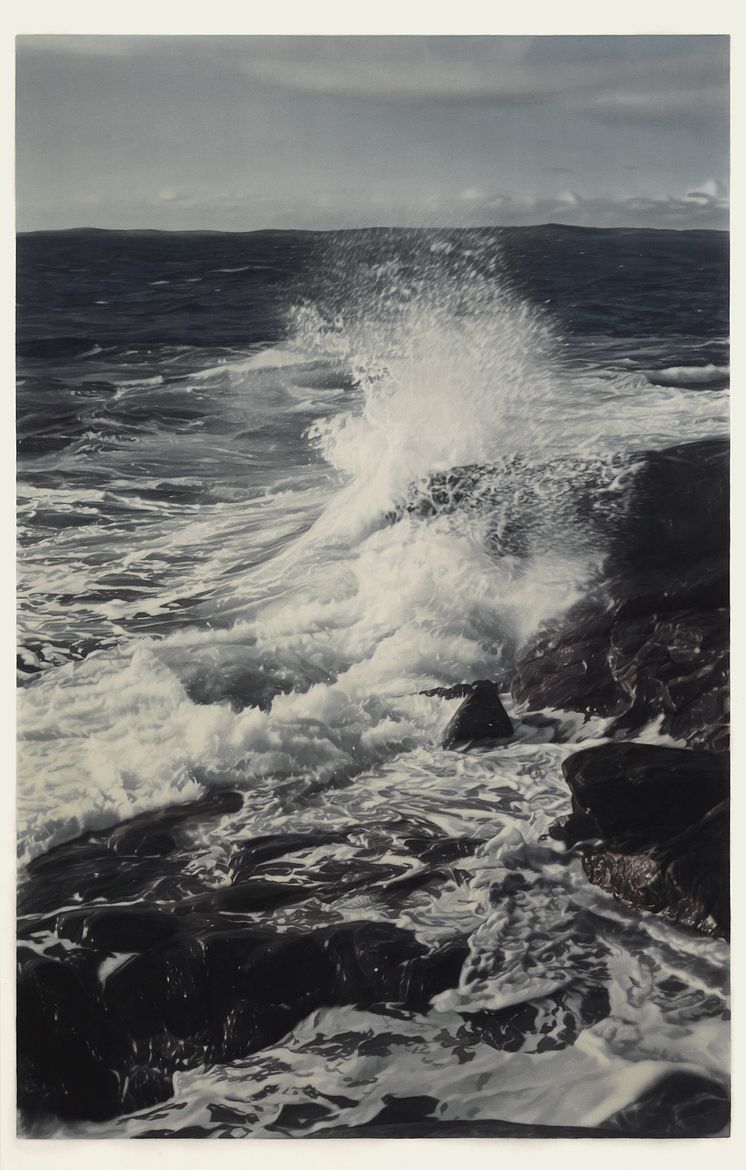 Gunnel Wåhlstrand, Vågen/Wave, 2015. Tusch på papper, 245 x 160 cm.  Gunnel Wåhlstrand, Vågen/Wave, 2015. Tusch på papper, 245 x 160 cm. 