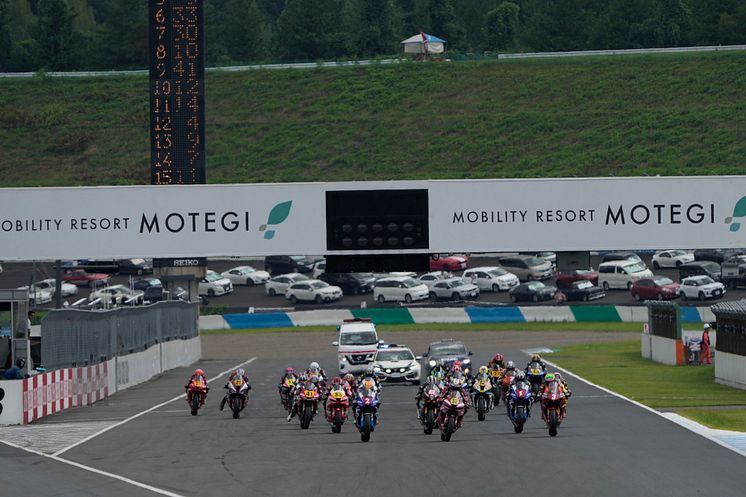2024082603_011xx_JRR_Rd5_岡本選手_4000.jpg