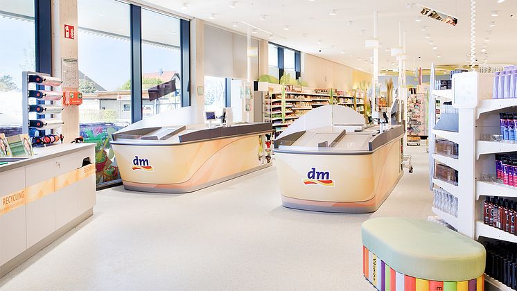 dm-Markt Neuried-Zukunftsfähig Bauen_02.jpg