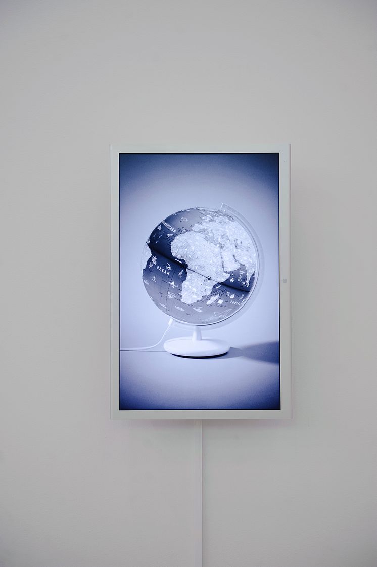 The Spiral and the Square, Haegue Yang, Three kinds in transition, 2008