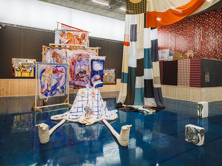 Installationsvy från utställningen Playa! på Bonniers Konsthall