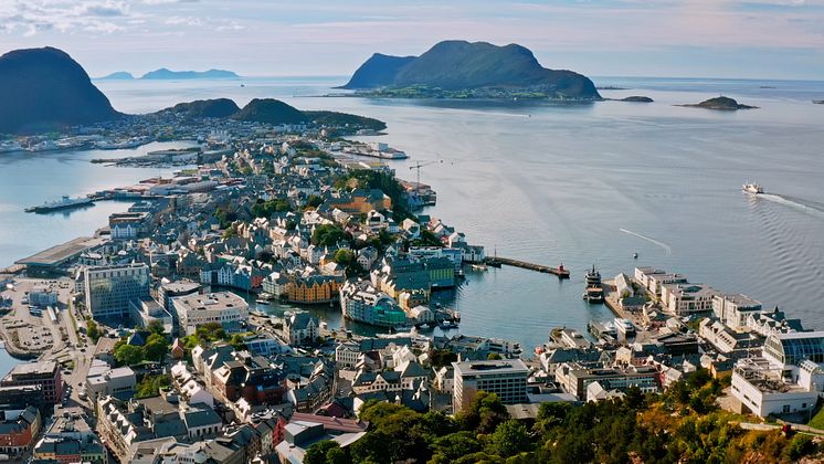 Ålesund - photo Lars Korvald, Fjordnorway.JPG