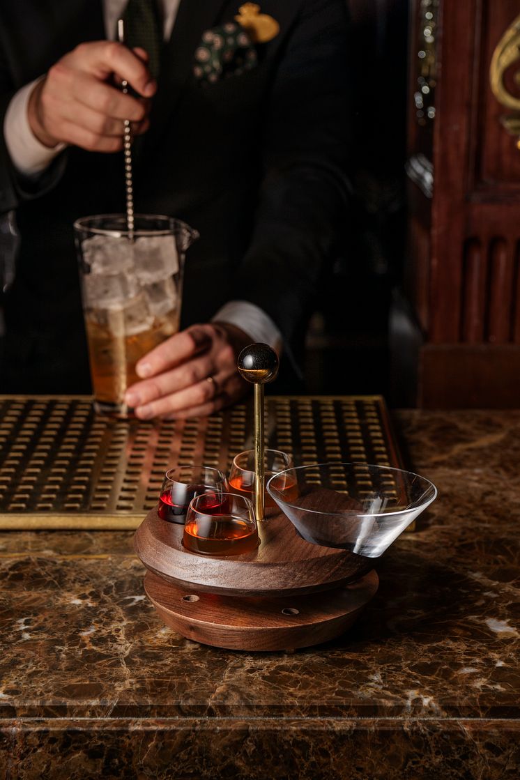 The Bartender 2.tif