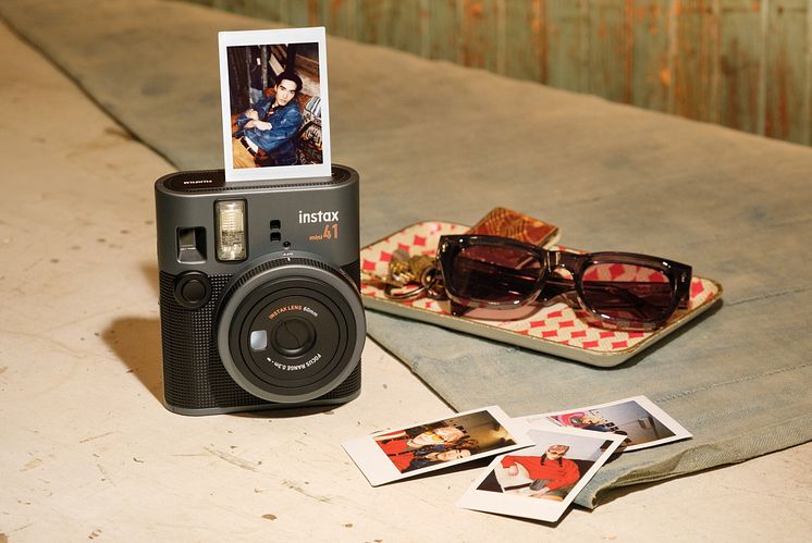 instax mini 41.jpg