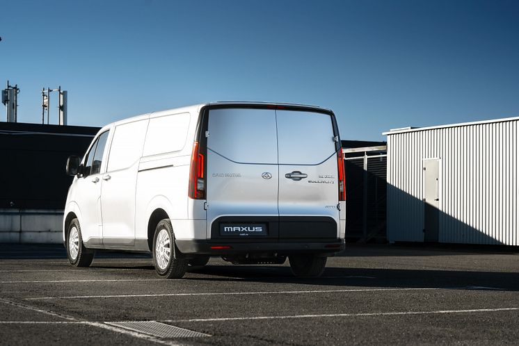 e-Deliver 7 4x4_silver_22.jpg