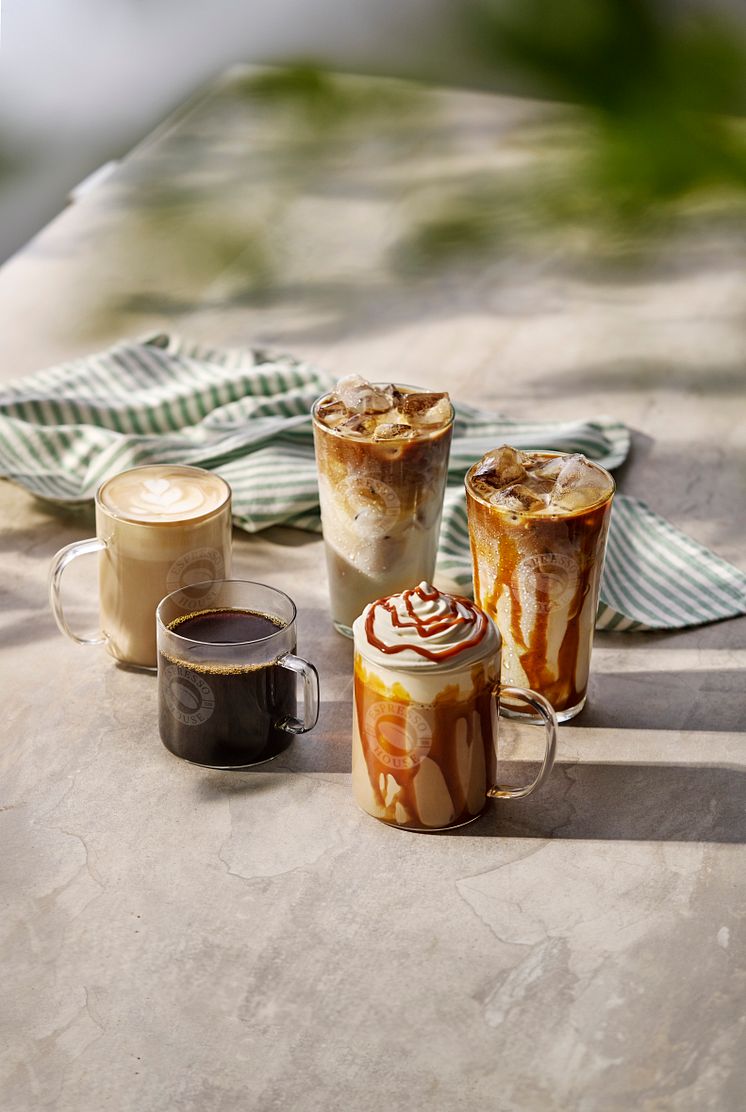 HIGHRES_STREET_HOT_COLD_COFFEE.jpg