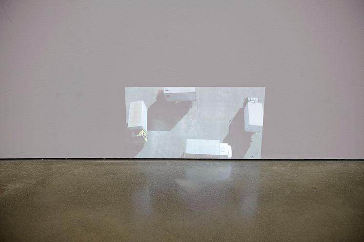The Spiral and the Square, Cinthia Marcelle, Ao Plano, 2010/2011