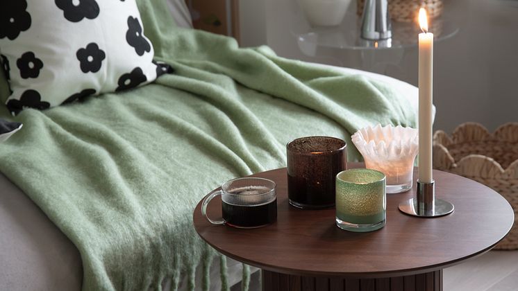 2025 jan Lagerhaus plaÌd kuddfodral ljuslykta ullig billie milk-2.jpg