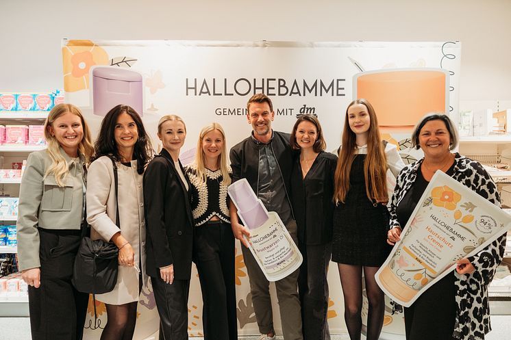 HALLOHEBAMME_Launch_Markenteam.jpg