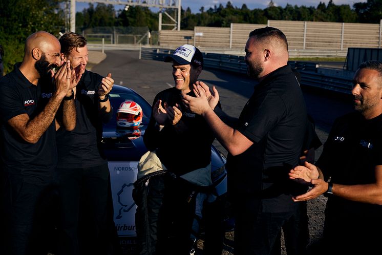 2024Ford_Mustang-GTD_RoadToTheRing_03.jpg