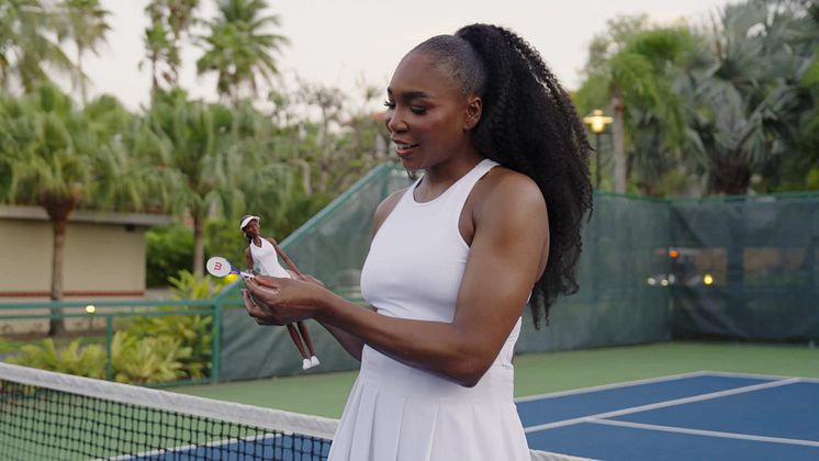 Barbie_Sports_PKG_-_strapped.mp4