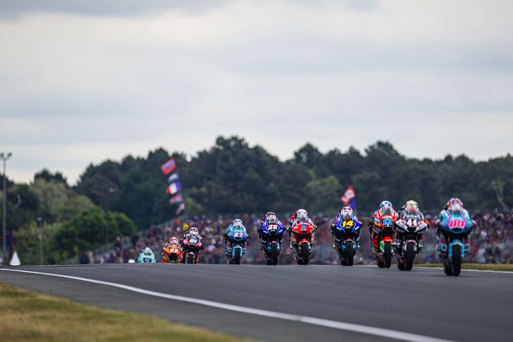 2025051201_019xx_MotoGP_Rd6_アルボリーノ選手_ゲバラ選手_4000.jpg