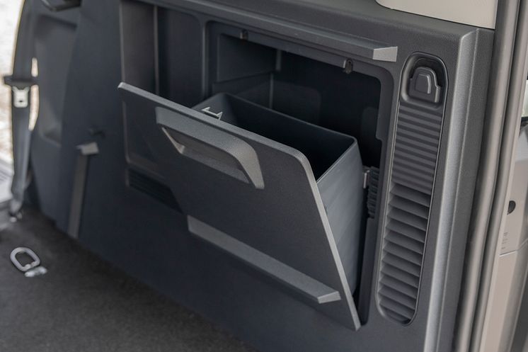2024_FORD_E-Tourneo_Courier_32.jpg