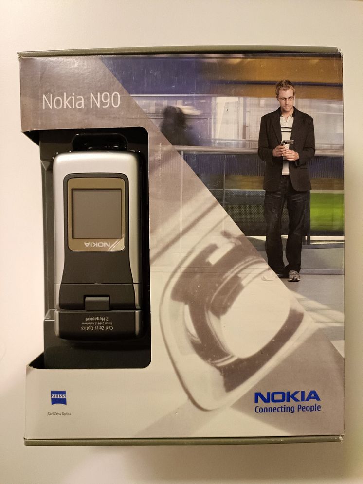 Retro Nokia N90.jpg