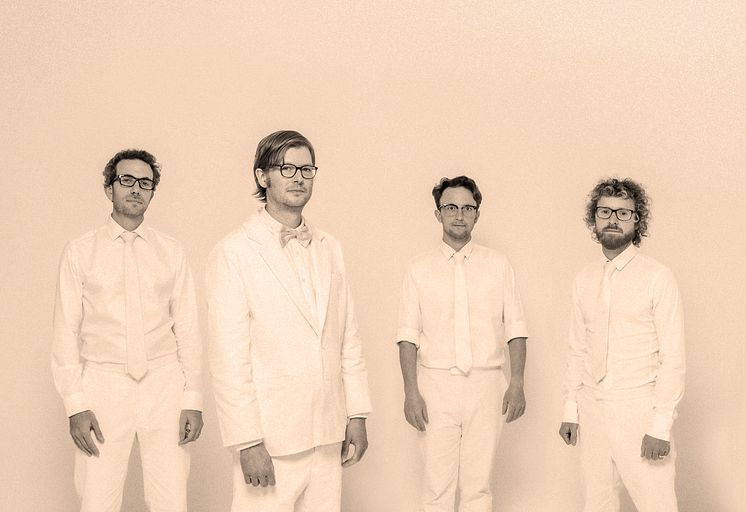 Public Service Broadcasting - pressebillede.jpeg
