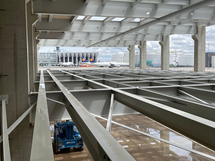 2024-09-Stahlbau Materialflussachse.JPG