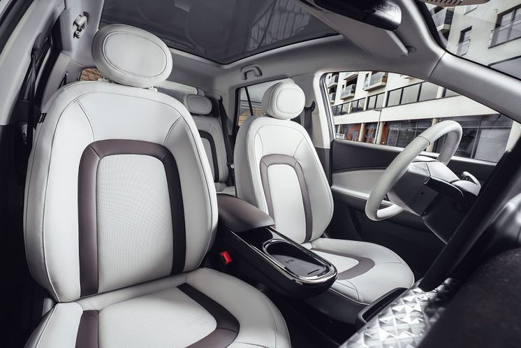E30X_beige_interior_6.JPG