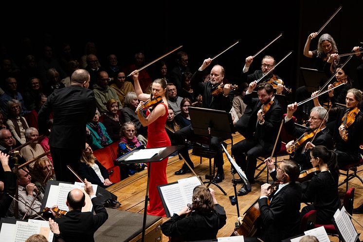 Ryan Bancroft och Maria Ioudenitch violin