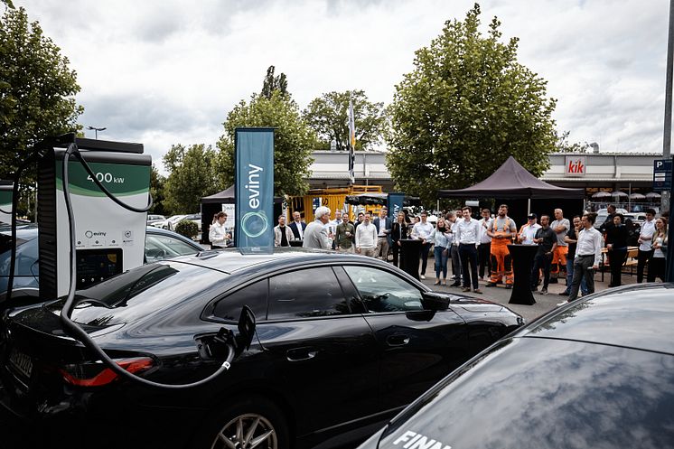 Eröffnung XL-Ladepark von Eviny in Fürth