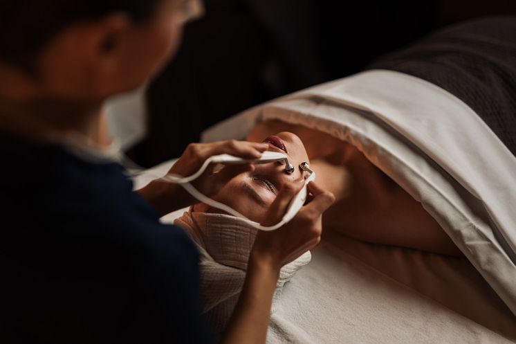 Facial