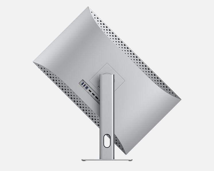 Clarity_5K_Touch_Monitor_hires_5.jpg
