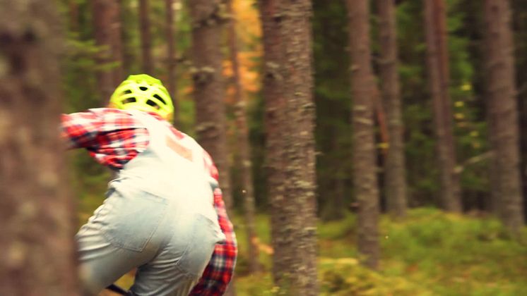 Brage Vestavik åpner ny sykkelsti i Trysil