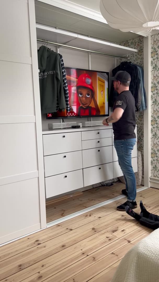 Få in teven i sovrummet