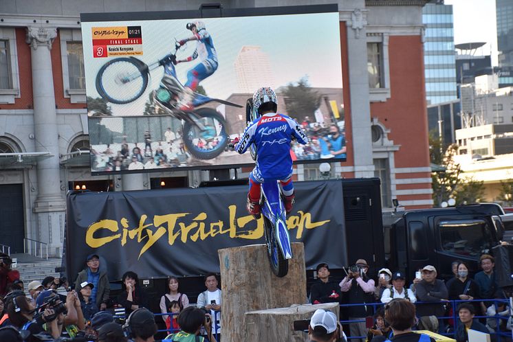 2024110402_004xx_JTR_Rd8_黒山選手_4000.jpg