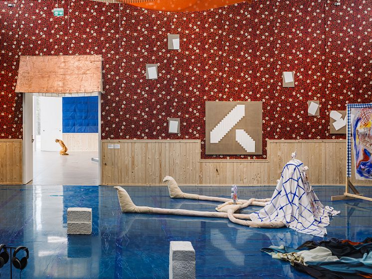 Installationsvy från utställningen Playa! på Bonniers Konsthall