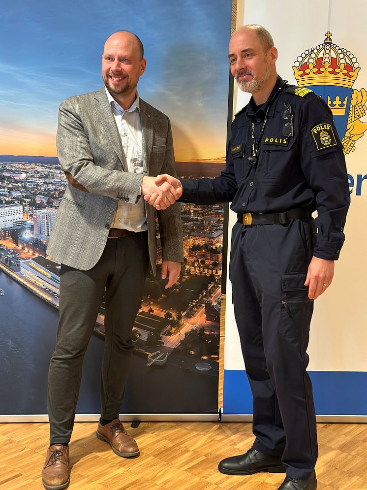 Handslag stående.jpg