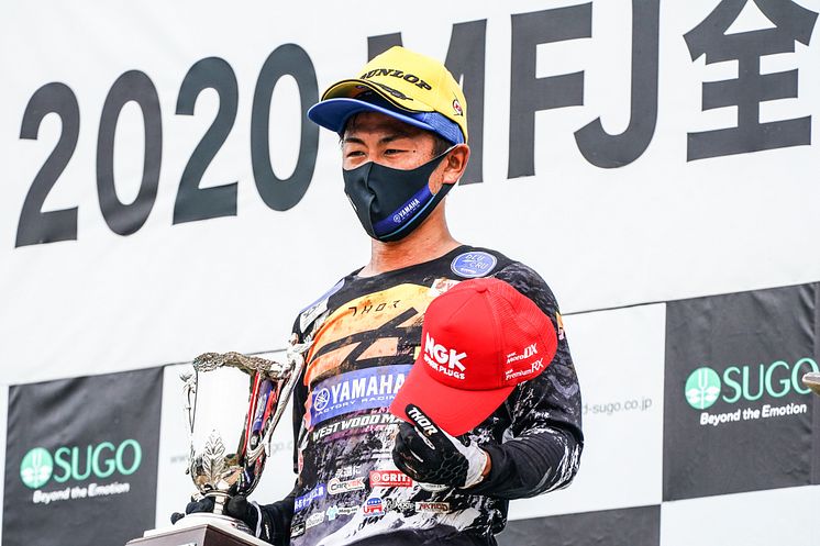 2020100504_008xx_JMX_Rd3_富田選手_4000