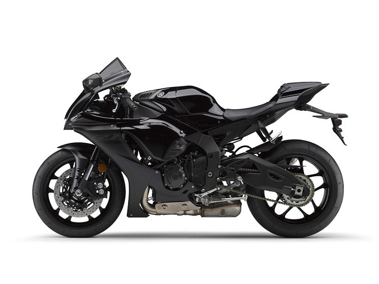 2019071704_006xx_YZF-R1_Black_metallic_X_2_4000