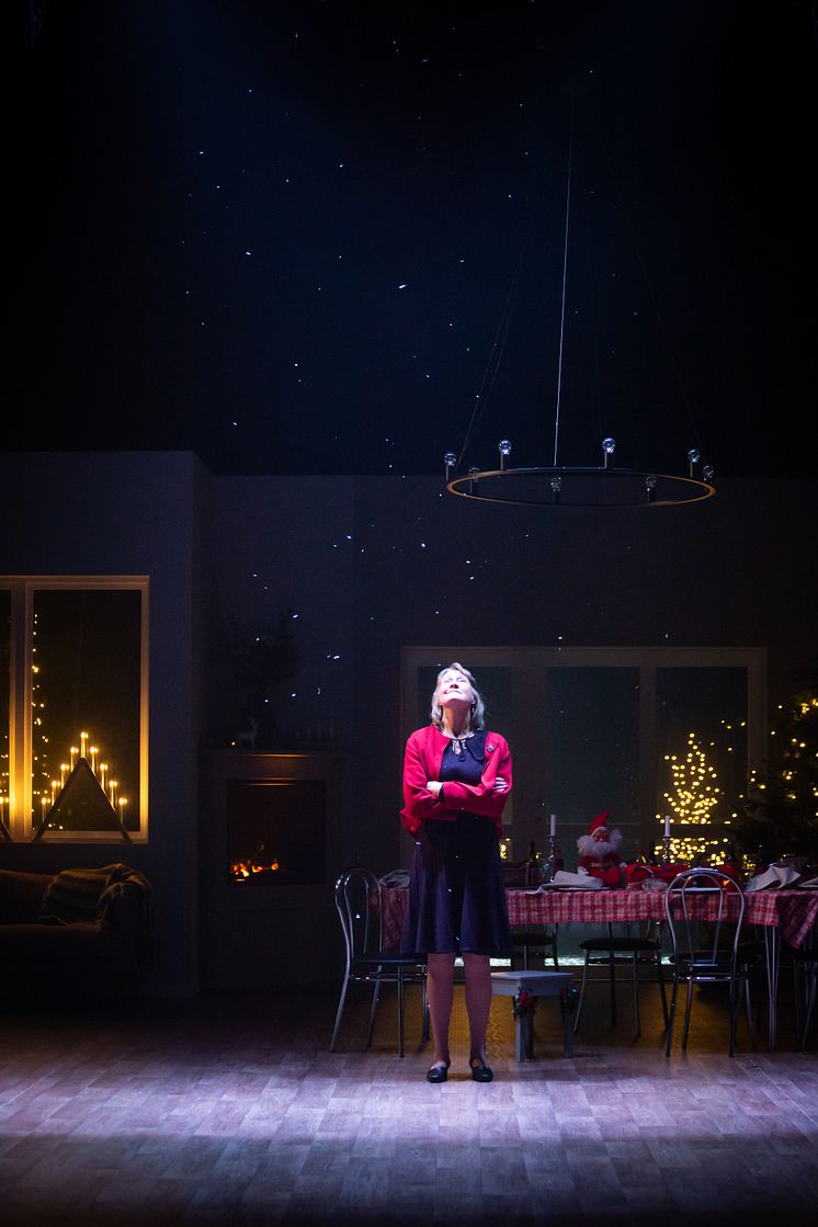 Köket är hemmets hjärta av Agnes Ledbeck – Örebro Teater 2024. Foto Leonard Stenberg