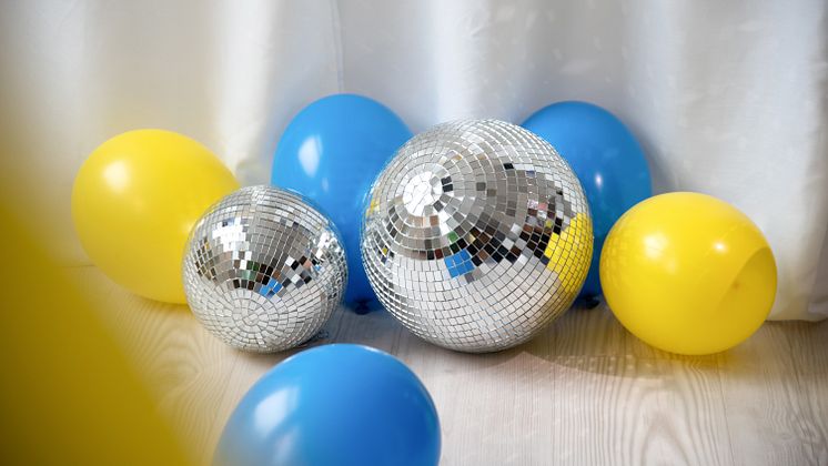 Maj-25-Lagerhaus-student-ballonger kopiera 2.jpg