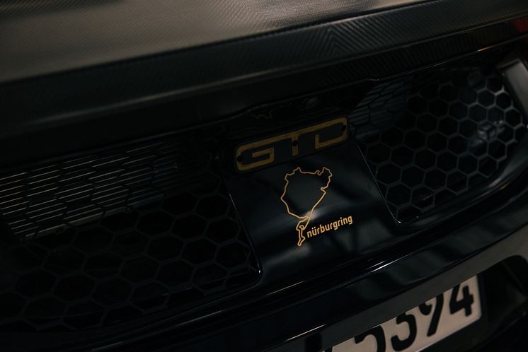 2024Ford_Mustang-GTD_RoadToTheRing_07.jpg