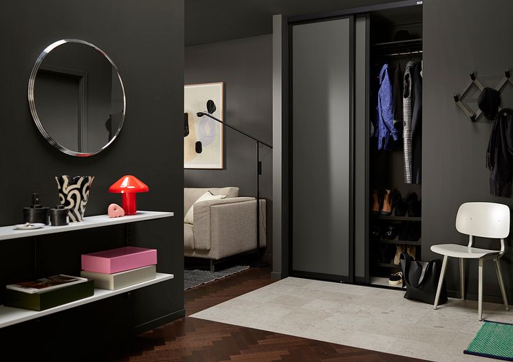 Elfa_Clothing_Interior_Click-in_system_Classic_Slidingdoor_Artic_2022_02_006_2.jpg